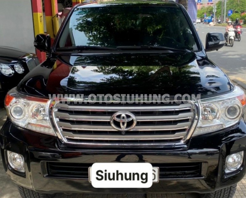 Bán xe Toyota Land Cruiser nhập khẩu Nhật Bản sản xuất năm 2011