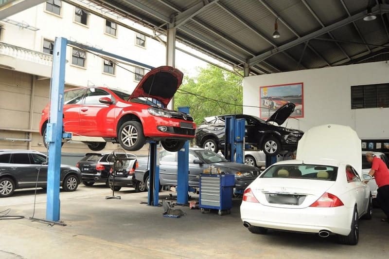 Garage ô tô và những yếu tố cơ bản mà một gara ô tô cần có